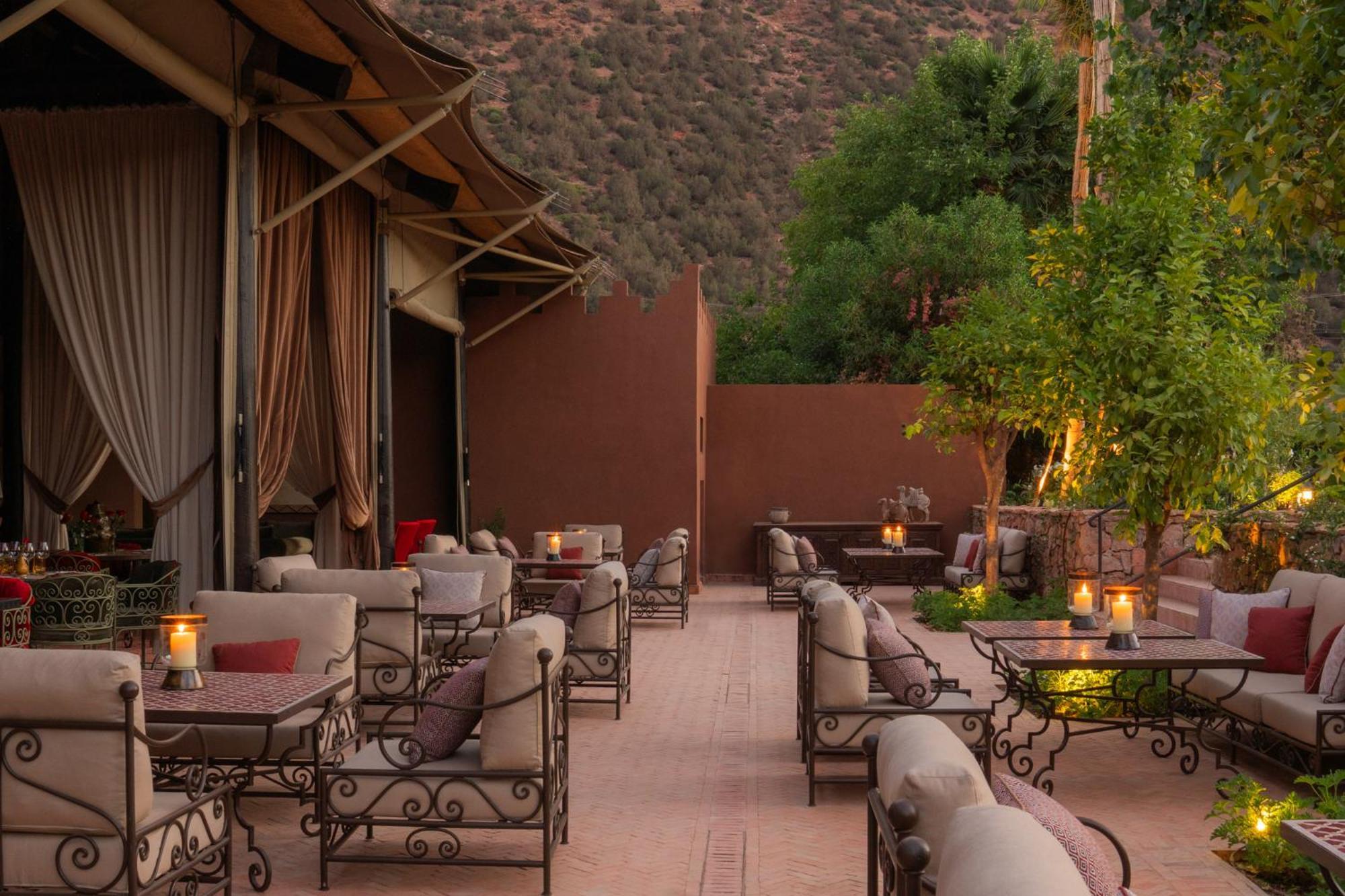 Kasbah Tamadot - Sir Richard Branson'S Moroccan Retreat Asni Buitenkant foto