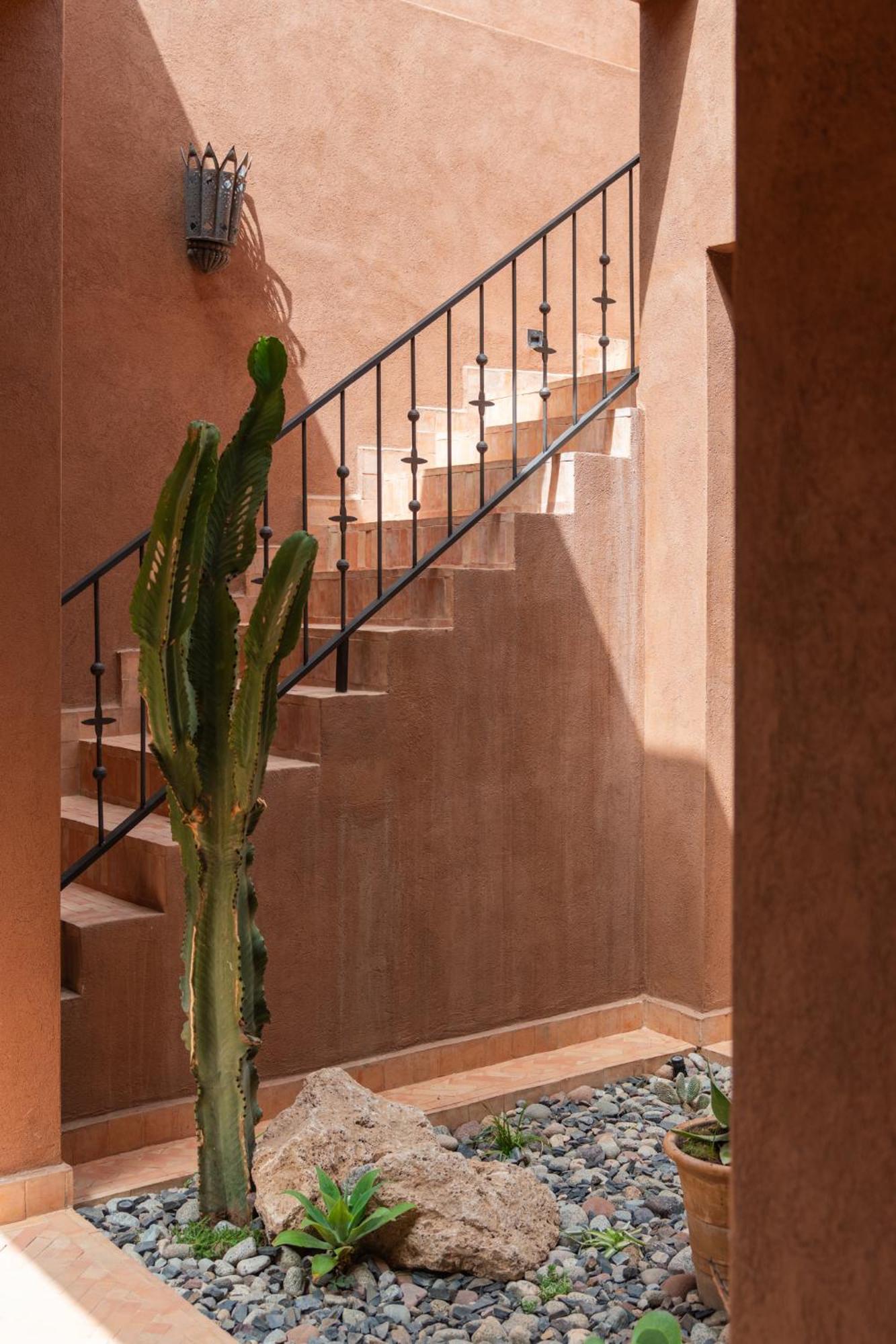 Kasbah Tamadot - Sir Richard Branson'S Moroccan Retreat Asni Buitenkant foto